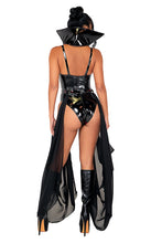Load image into Gallery viewer, 5073 - 2pc Piercing Beauty Vampire
