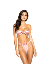 Load image into Gallery viewer, LI360 - Cutesy Bow Short Set

