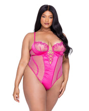 Load image into Gallery viewer, LI624 - Bubblegum Heart Teddy
